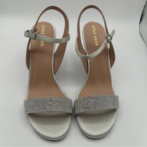 New Cole Haan women’s Josie wedge sandals crystal/gray satin 6 B